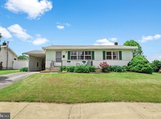 835 Kelly Dr, York, PA 17404