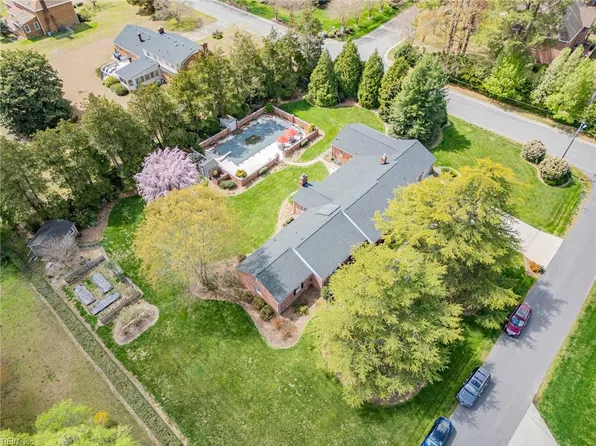 4213 Wakefield Ct, Virginia Beach, VA 23455