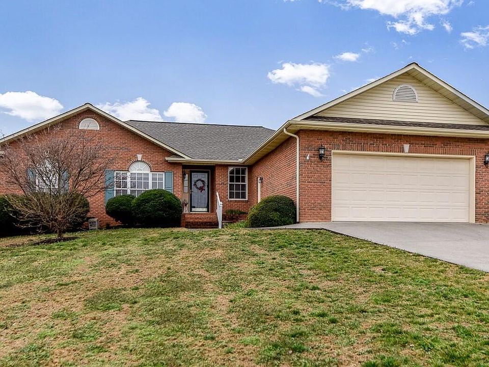 1st image of 537 Sweet Briar Dr