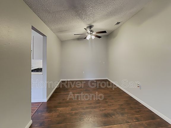 5th image of 9627 Ivy Bend St