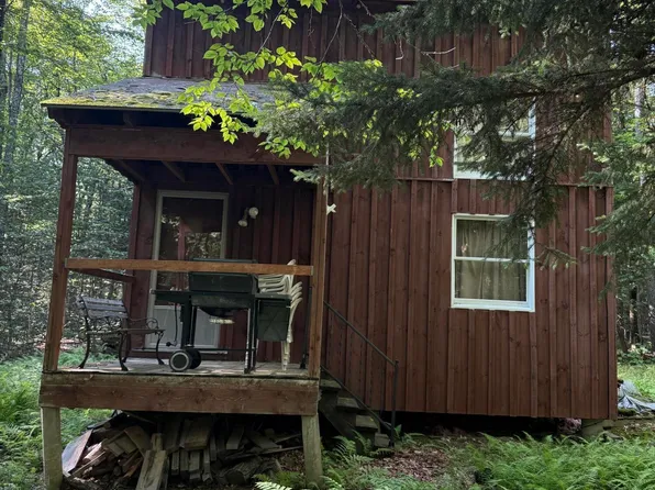 50 Scott Rd, Savoy, MA 01256