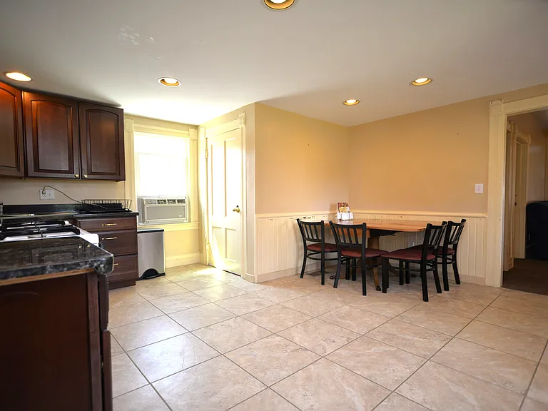 110 Brown St #1 — Photo 21