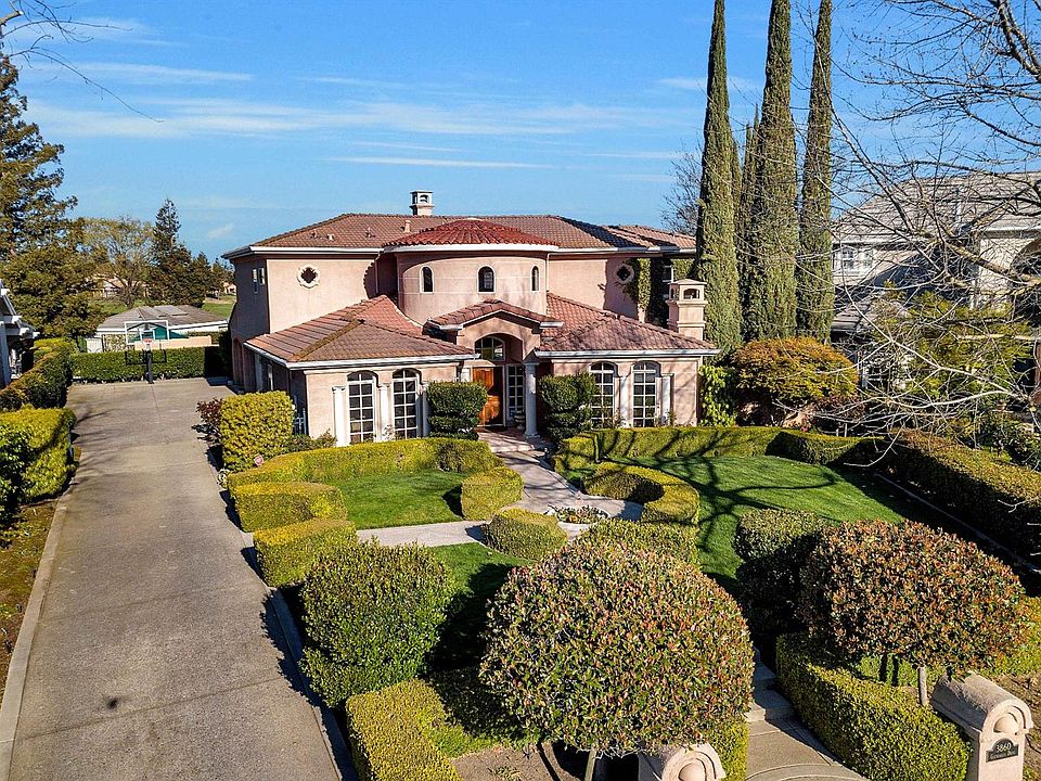 1st image of 3860 Gleneagles Dr