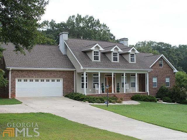 1st image of 97 Nicolas Rd
