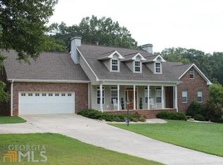 97 Nicolas Rd, Royston, GA 30662