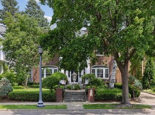 1785 Dupont Ave S Unit 1, Minneapolis, MN 55403