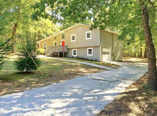 4182 Golfview Dr, Villa Rica, GA 30180