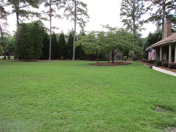 3rd image of 151 Woodshore Cir