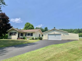 451 Mace Chasm Rd, Keeseville, NY 12944
