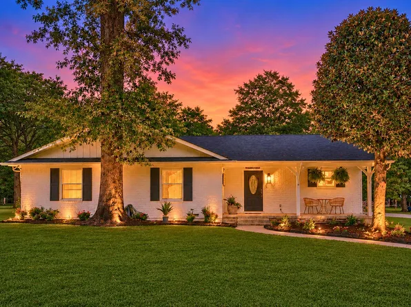 309 S King Lake Rd, Scroggins, TX 75480