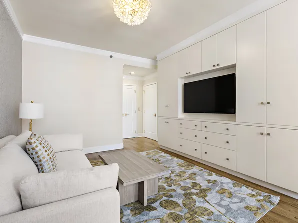 1125 Maxwell Lane image 23 of 40