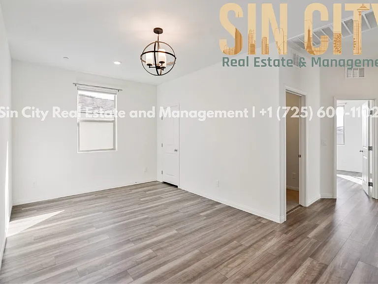 11828 Black Canary Ave — Photo 3