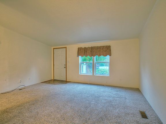 3rd image of 43813 SE 139th St