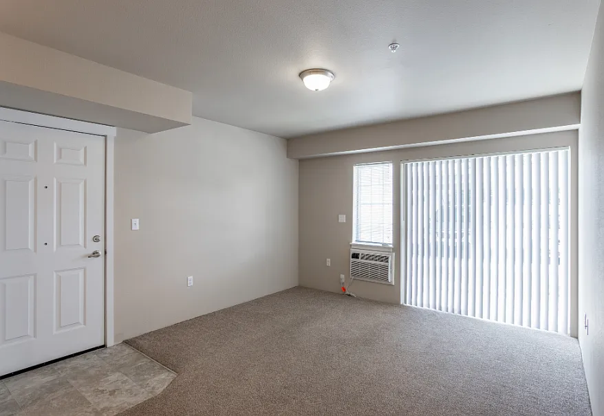2 bed, 912 sqft, $1,500 — Photo 4