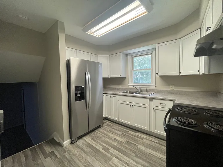 4045 Old Mayfield Rd — Photo 4