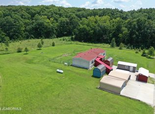 10240 Country Creek Rd, New Bloomfield, MO 65063