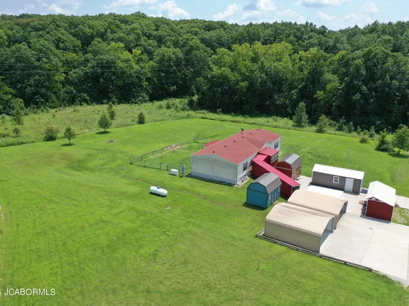 10240 Country Creek Rd, New Bloomfield, MO 65063