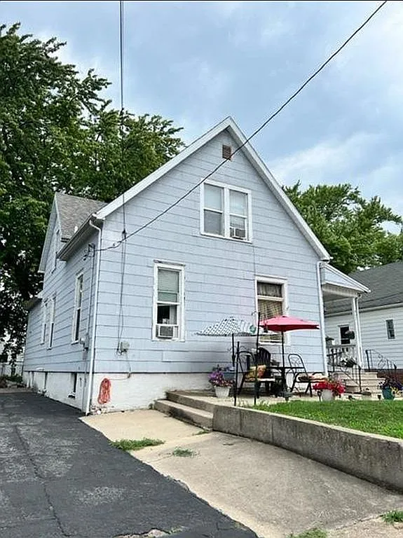 937 W Macarthur Ave photo 1