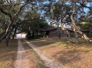 455 County Road 385, San Antonio, TX 78253