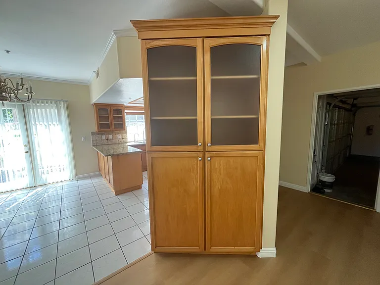China or wine cabinet in Living Room
