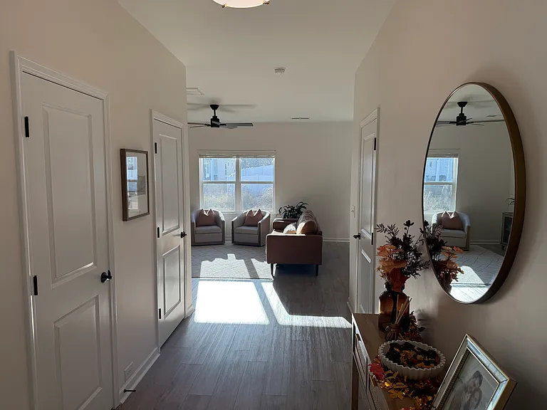 entryway as you walk in the front door