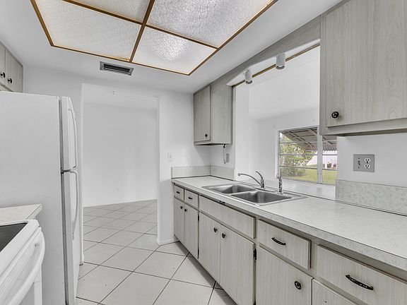 3rd image of 2970 E Golf Boulevard