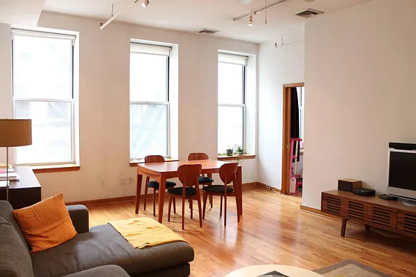 Rented by Level Group | media 19