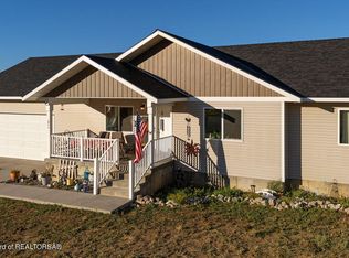 17 Ponderosa Pl, Star Valley Ranch, WY 83127