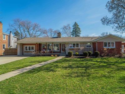 8229 Northcote Ave, Munster, IN, 46321