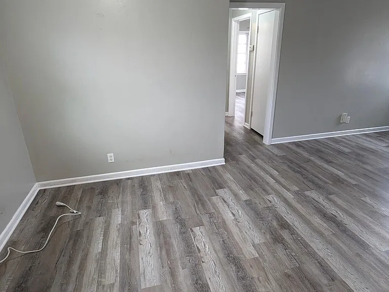 2407 NW Lindy Ave — Photo 5