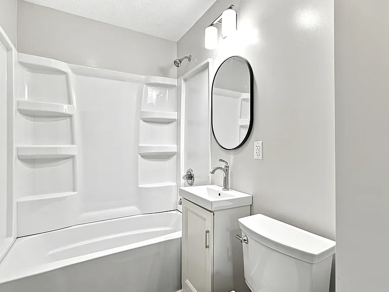 2118 Ulen Ln — Photo 6