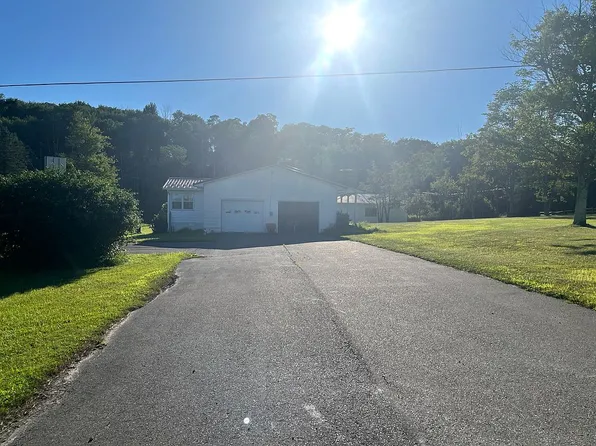 2539 Ben West Rd, Athens, PA 18810