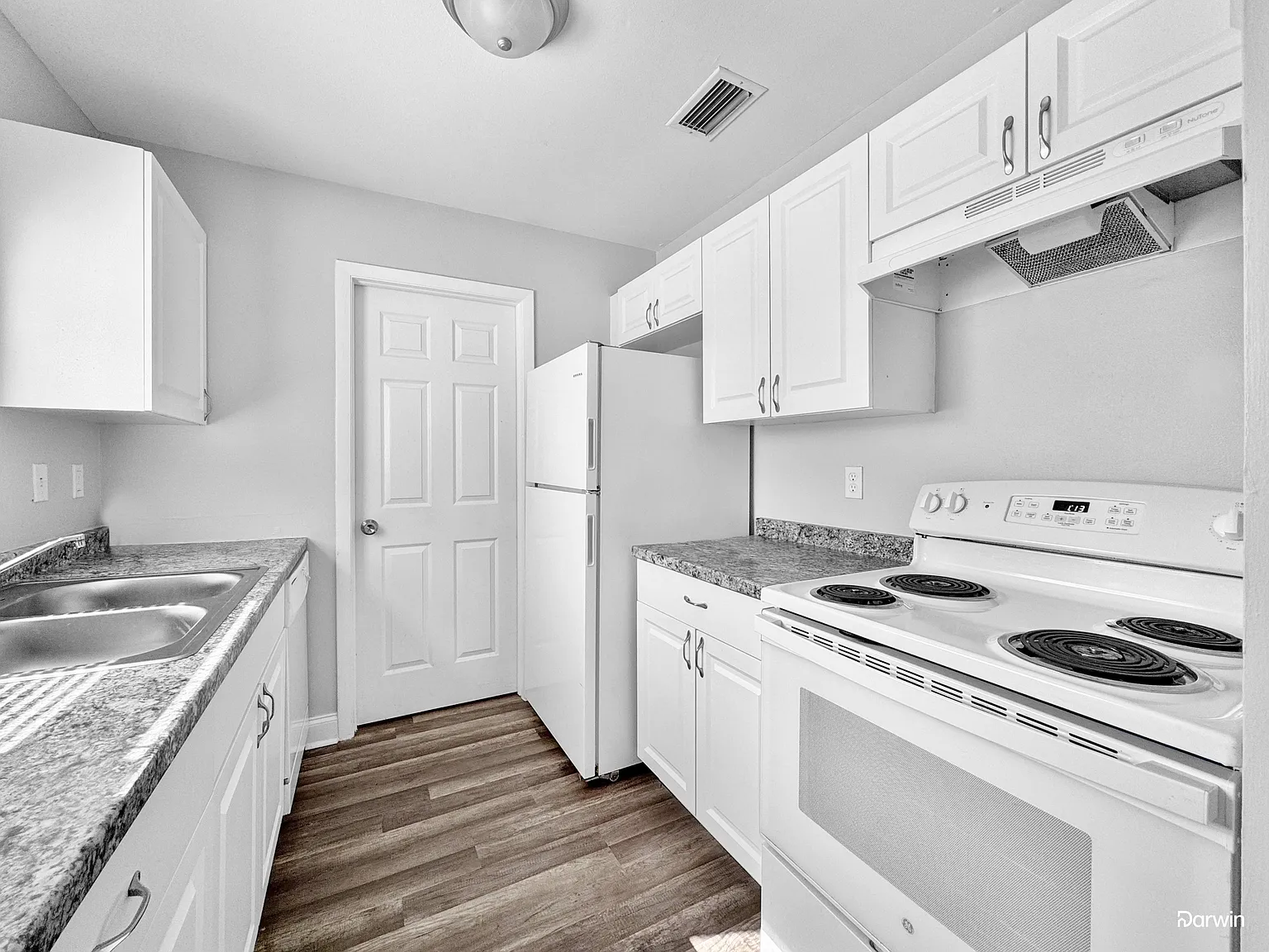 2 bed, 2.0 bath, 1212 sqft, $1,575 — Photo 3