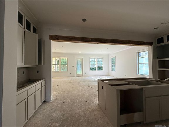 5th image of 8643 Greenbrier Cove Rd