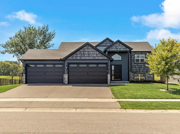 860 193rd Ln NE, East Bethel, MN 55011