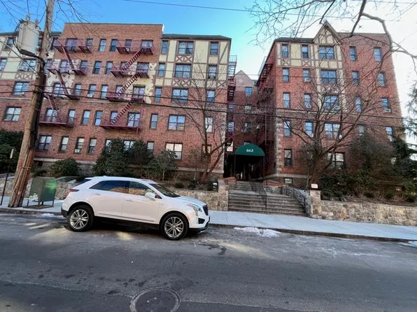663 Locust Street #4H, Mount Vernon, NY 10552