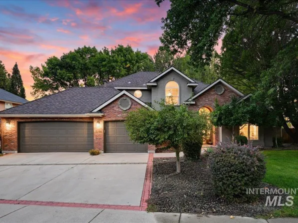 3064 E Nature Dr, Boise, ID 83706