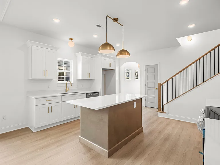 124 Arbor Ridge Cir — Photo 17