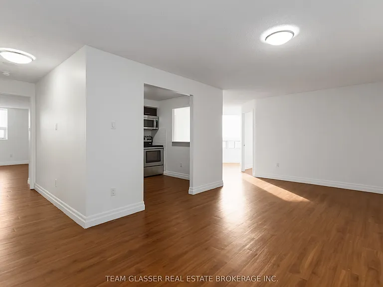 675 Richmond St #904 — Photo 7
