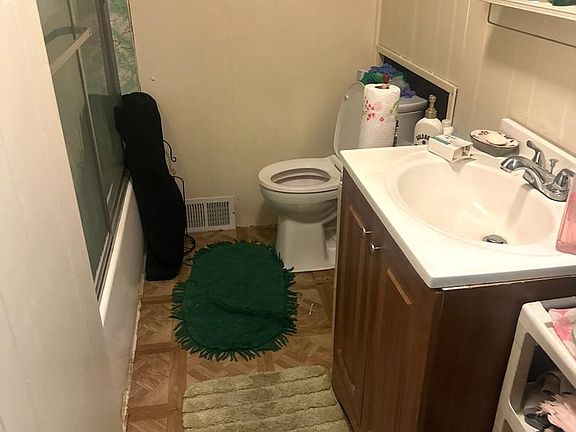 5th image of 922 E Hazeldell Ave