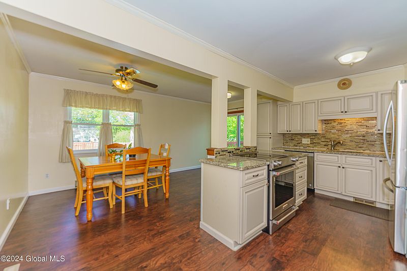 5th image of 2275 Nelson Drive