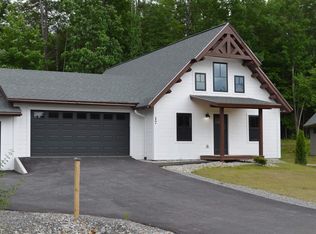 17 Stonehenge Cir #5, Northfield, NH 03276