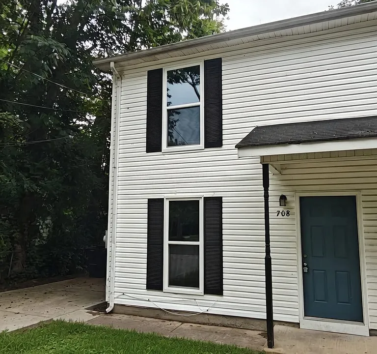 708 West St