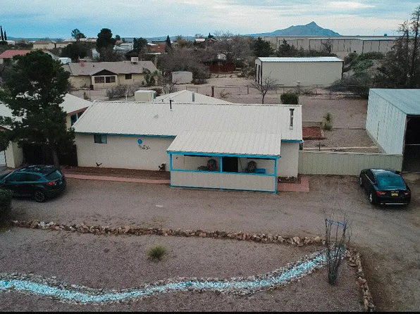 716 Erie Ave, Elephant Butte, NM 87935