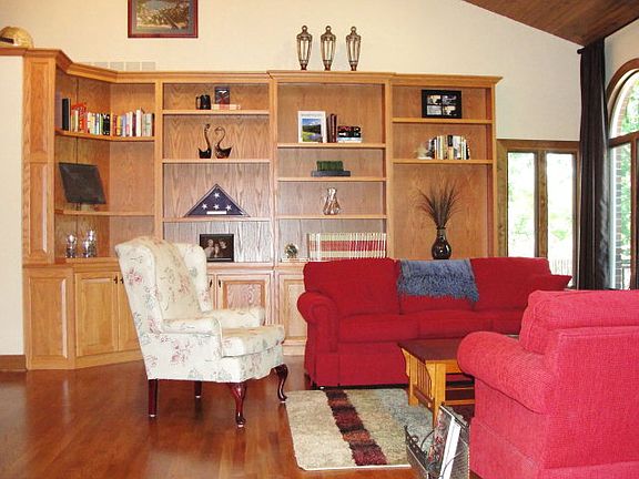 4th image of 622 Turnberry Dr