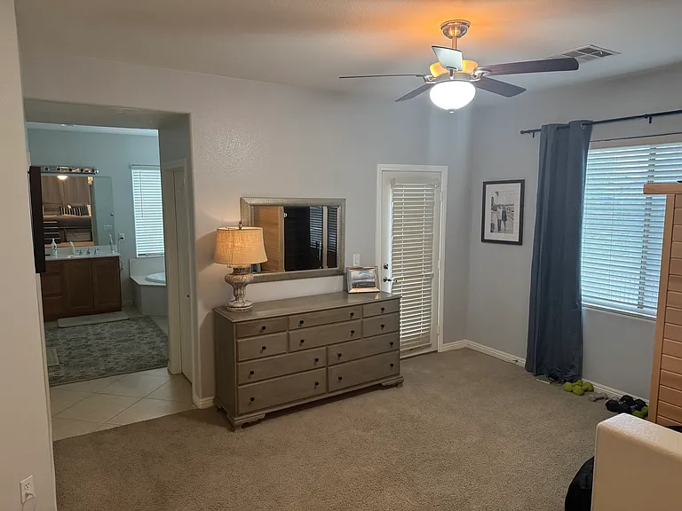 3913 Lower Saxon Ave — Photo 17