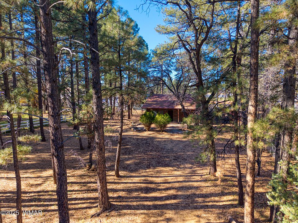 1st image of 978 N Moonridge Dr