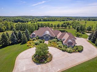 1000 Polo Club Rd, Maple Plain, MN 55359