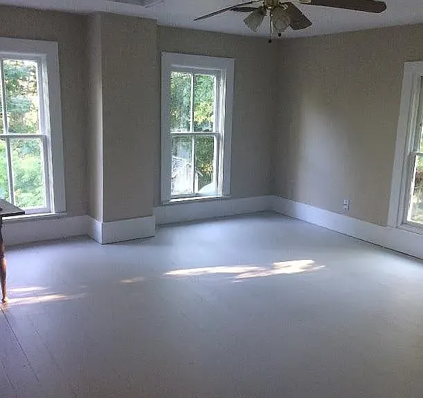79 N 200 E — Photo 7