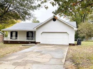 4 Willowood Dr, Searcy, AR 72143